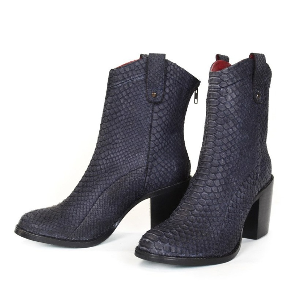 Pete Women’s Navy Sueded Python Boot